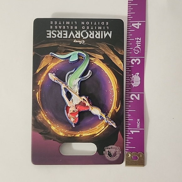 NWT 2023 Disney Mirrorverse Ursula and Ariel Pins Limited Release Set/2 Pins - Picture 10 of 11